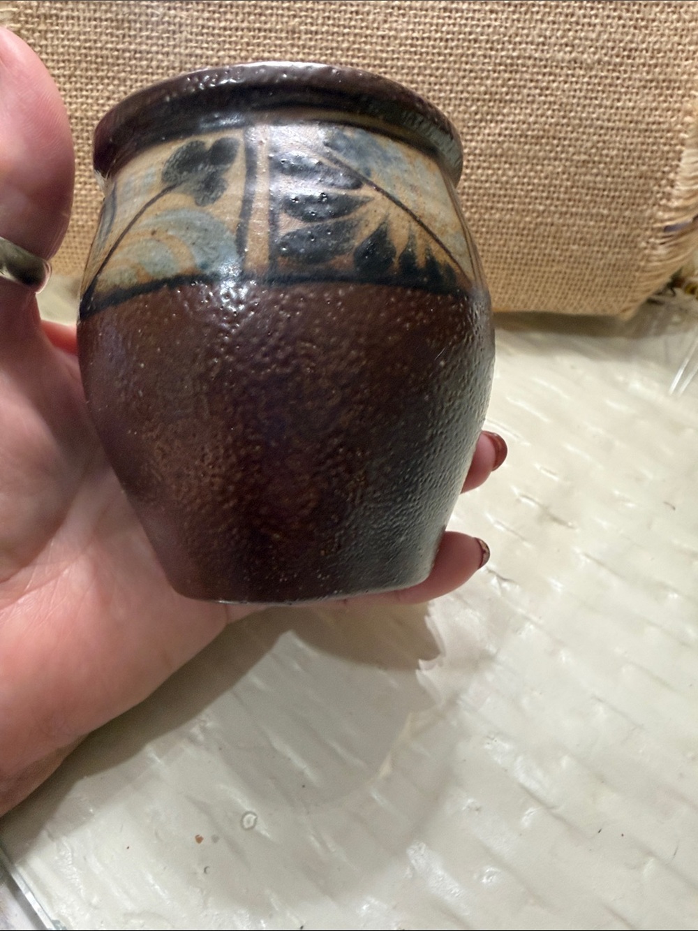 Signed Eldreth redware pottery hand painted - Picture 5 of 7